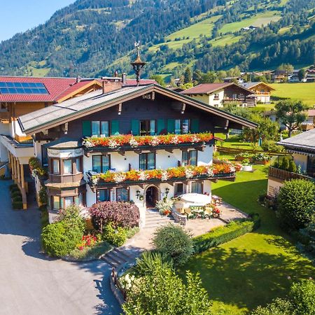 Landhaus & Appartementhaus Haussteiner Dorfgastein Exterior foto