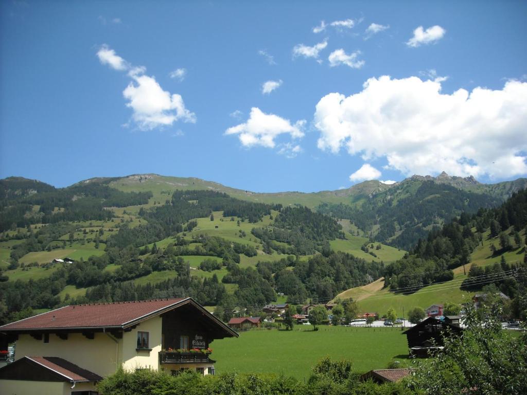 Landhaus & Appartementhaus Haussteiner Dorfgastein Quarto foto