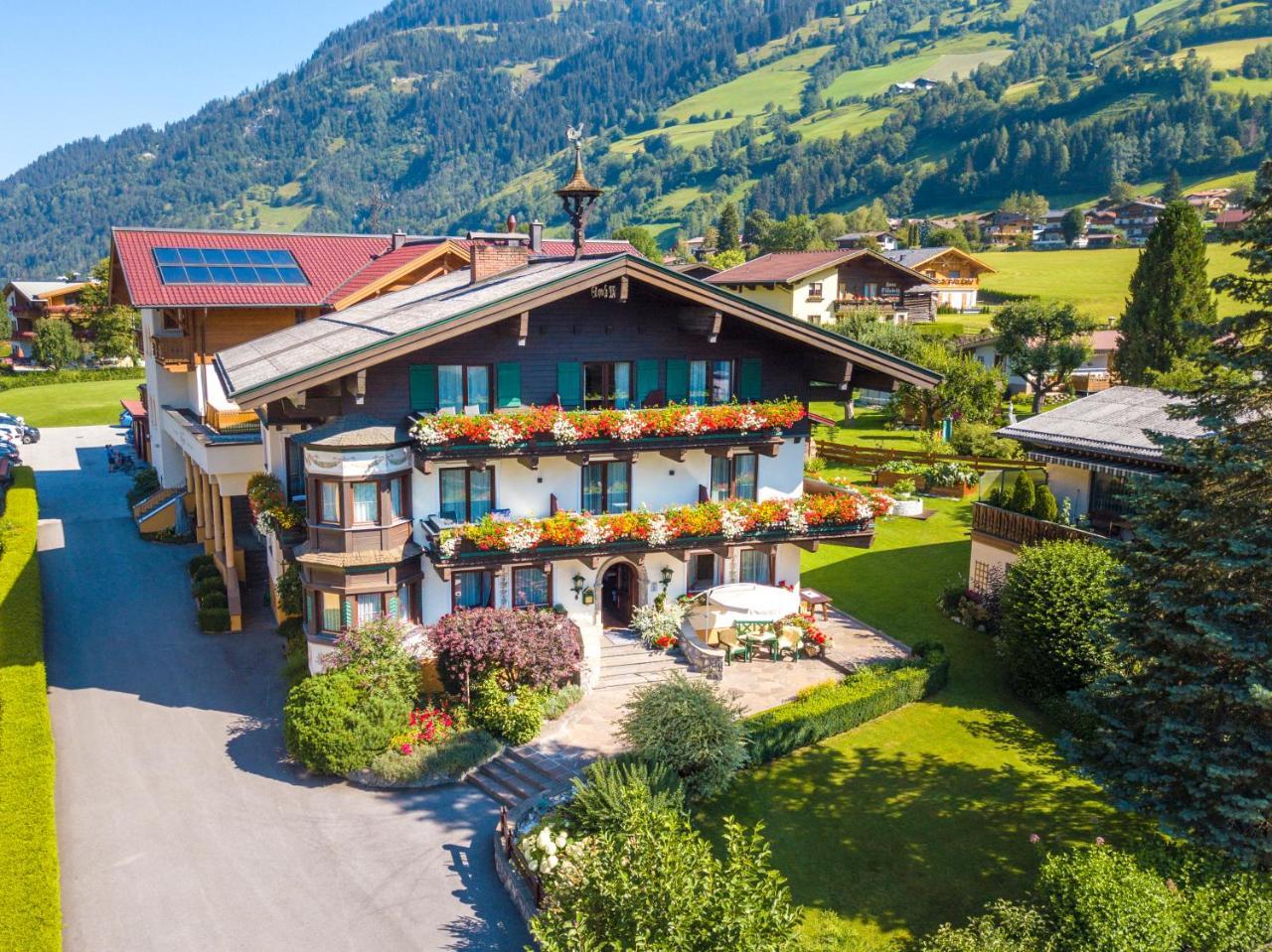 Landhaus & Appartementhaus Haussteiner Dorfgastein Exterior foto