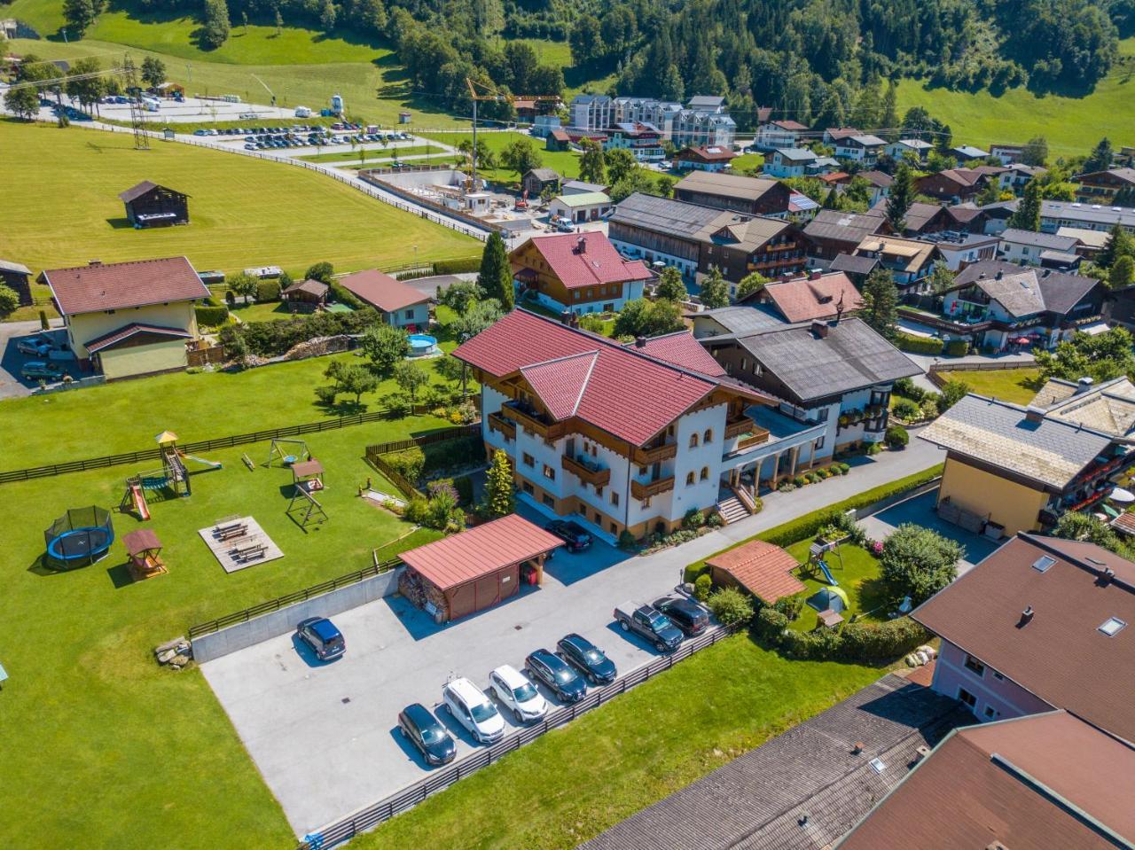 Landhaus & Appartementhaus Haussteiner Dorfgastein Exterior foto